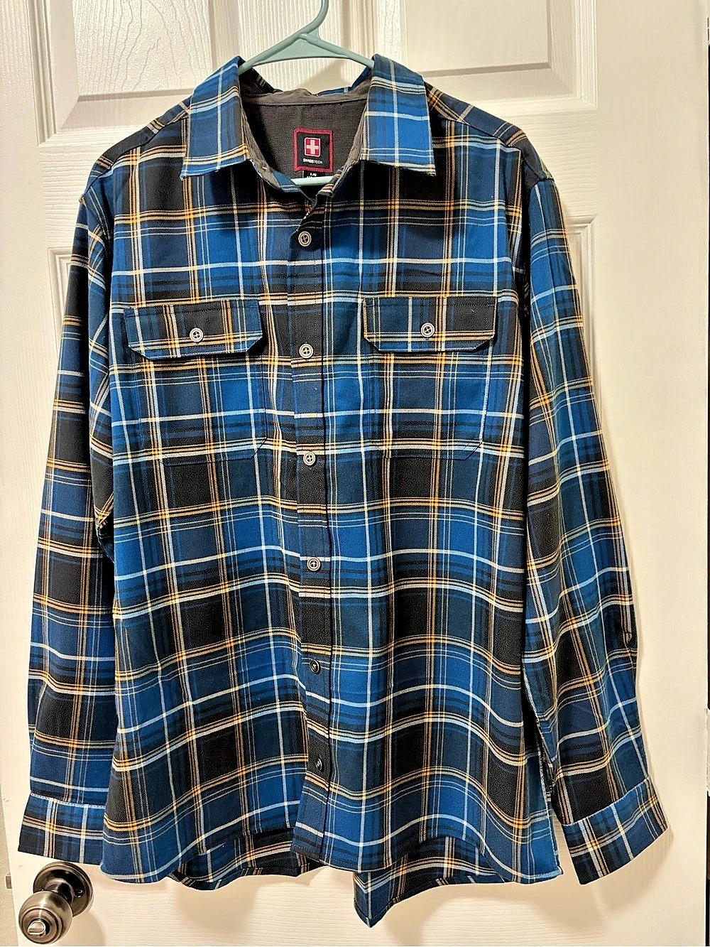 Swiss Tech Plaid Button Down Shirt in Blue & Black Size Large